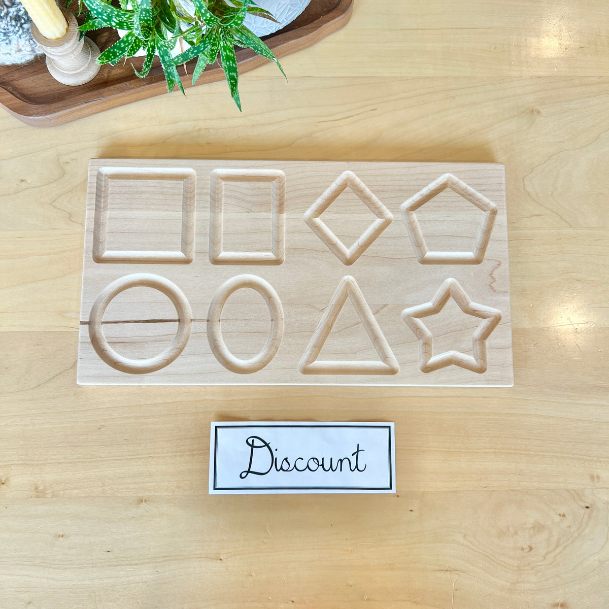 DISCOUNT Tracing Board - Reversible Prewriting/Shapes