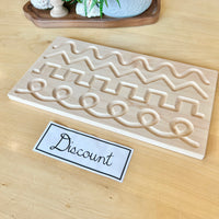 DISCOUNT Tracing Board - Reversible Prewriting/Shapes