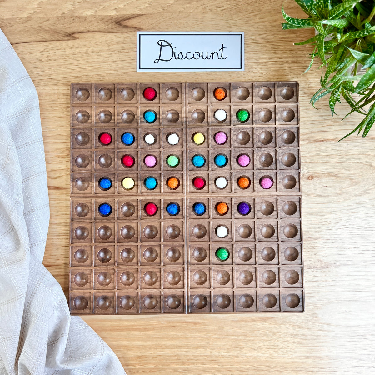DISCOUNT Walnut Hundred Frame - Square Pockets