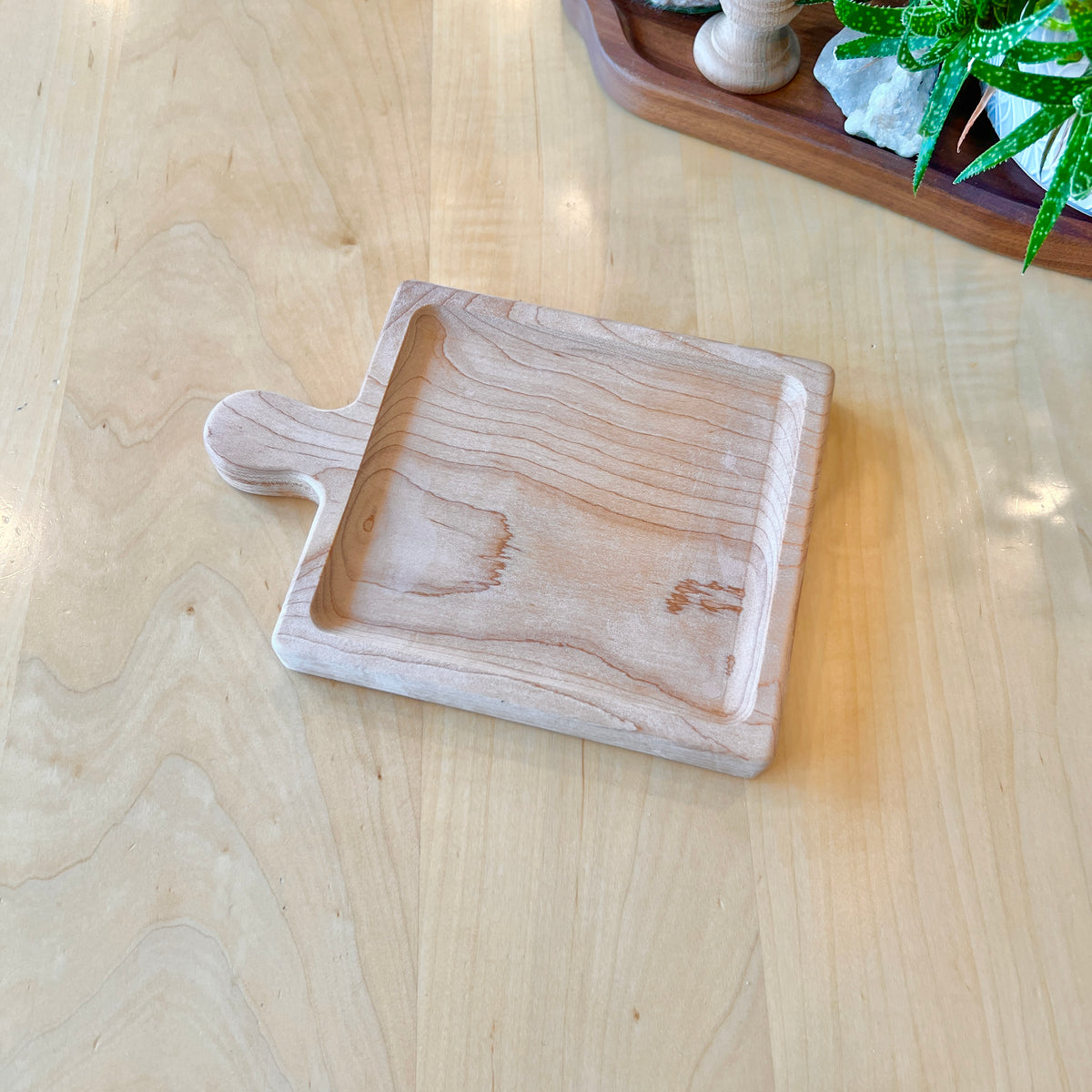 Kitchen Paddle Board – Snack Tray, Cutting Board & Charcuterie Board