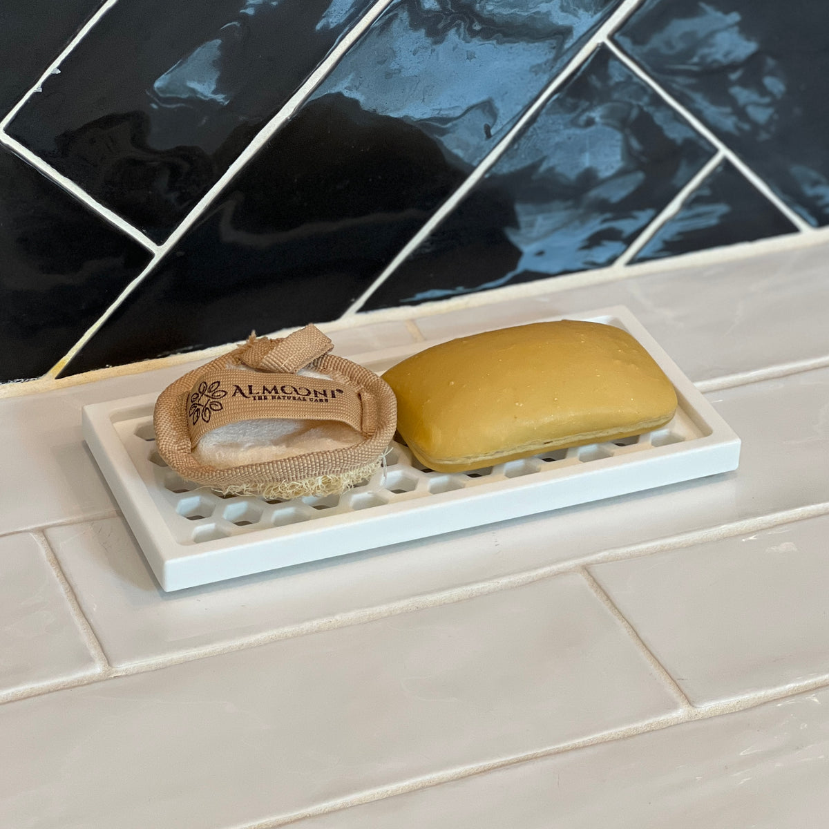 Float White Soap Dish