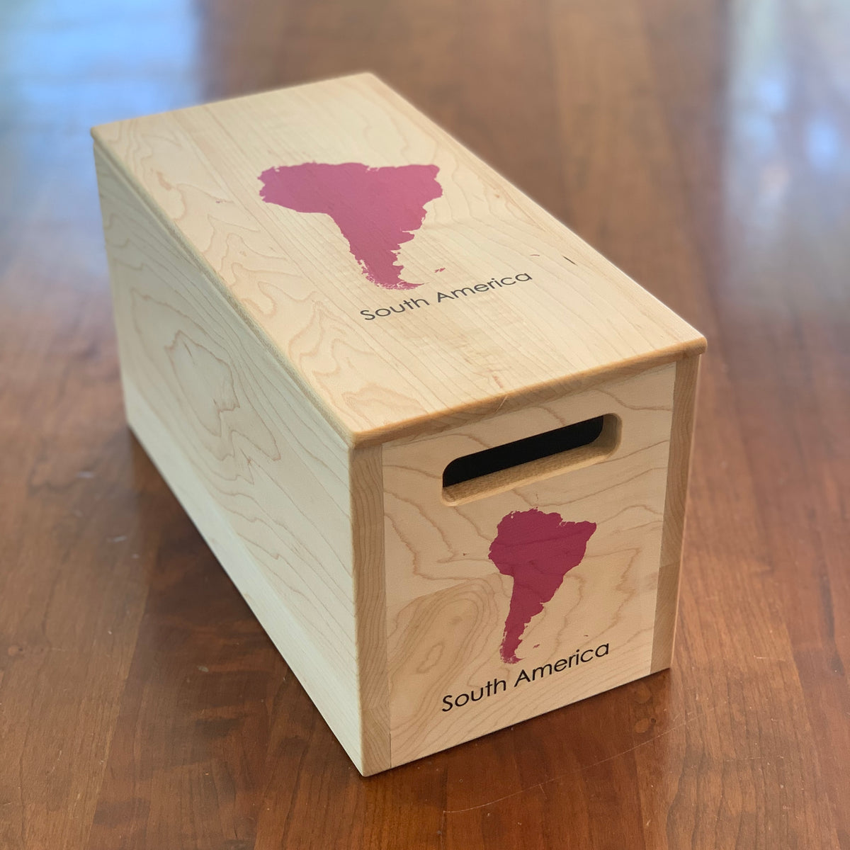 Montessori Continent Box